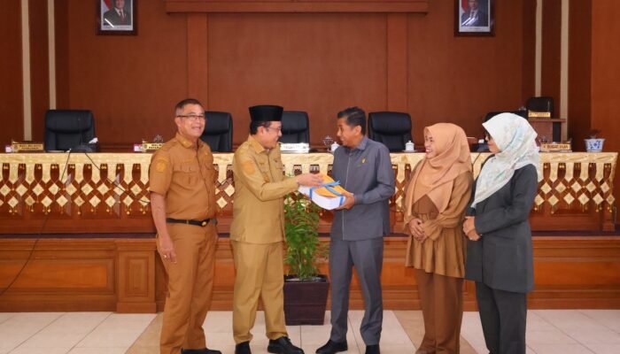 DPRD Payakumbuh Dengarkan Penjelasan Walikota Dua Ranperda Diajukan