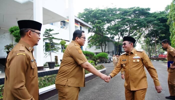 Bupati Eka Putra Pimpin Apel Gabungan, Bertujuan Mempererat Silaturahmi