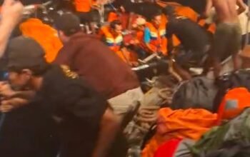 Kapal Wisata KM Armada Mulia Lakaan Laut di Perairan Bima, Tim Cepat Tanggap