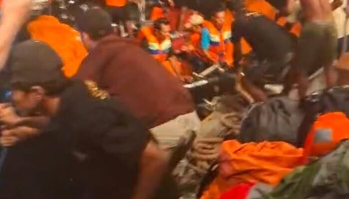 Kapal Wisata KM Armada Mulia Lakaan Laut di Perairan Bima, Tim Cepat Tanggap