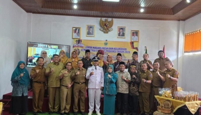 Perangkat Kelurahan Sapaku & Elemen Masyarakat Bersatu Menghadapi Timnas