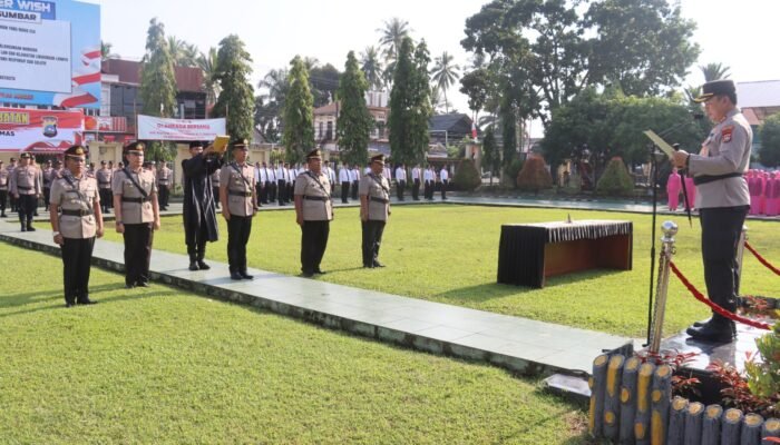 Kapolres Pasbar Pimpin Serah Terima Jabatan PJU Polres dan Kapolsek Sungai Beremas
