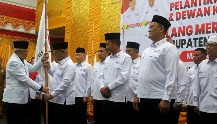 Pengurus PMI Pasbar 2026–2031 Dilantik, Luncurkan Layanan Ambulans Gratis ke Padang