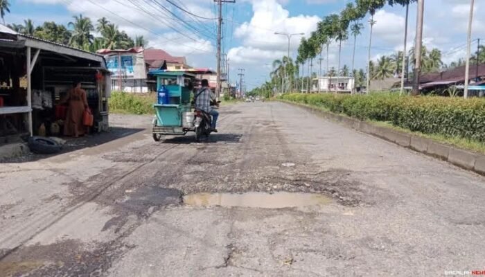 Keluhan!, Kerusakan Jalan Lubuk Basung-Simpang Gudang Siguhung Makin Parah