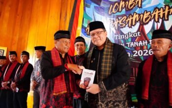 Wabup Buka Lomba Pidato, Launching Buku Memoar Wartawan Mustafa Akmal