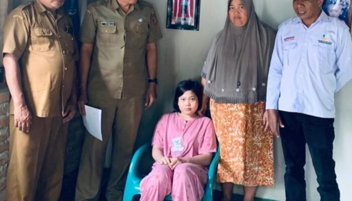 Bupati Agam Dorong Respons Cepat Penanganan Bencana, Dinsos Salurkan Bantuan Warga
