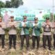 Kapolres Pasaman Barat Dukung Program “Green Policing” Lewat Penanaman Pohon